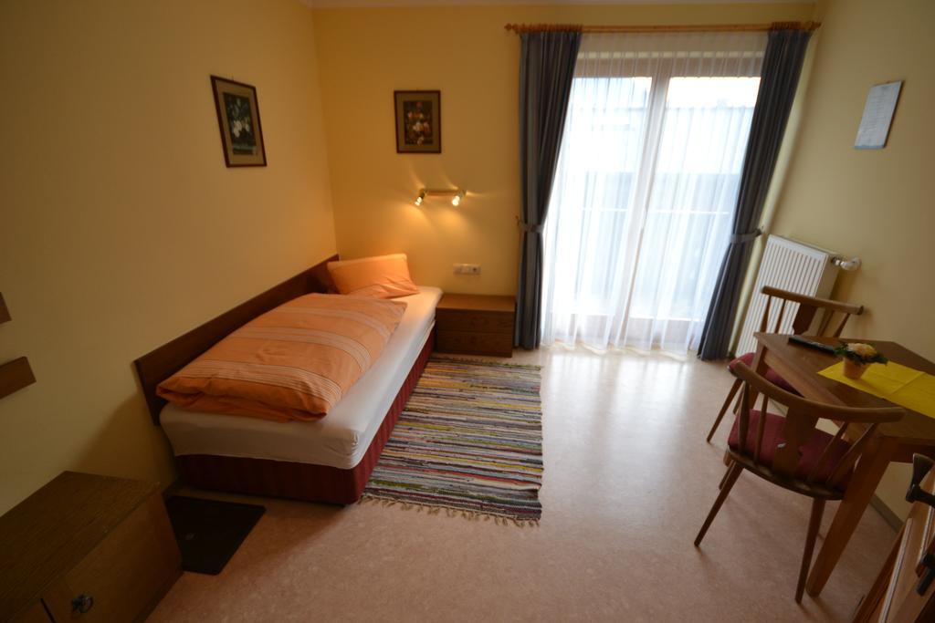 Pension Theresia Dorfgastein Room photo
